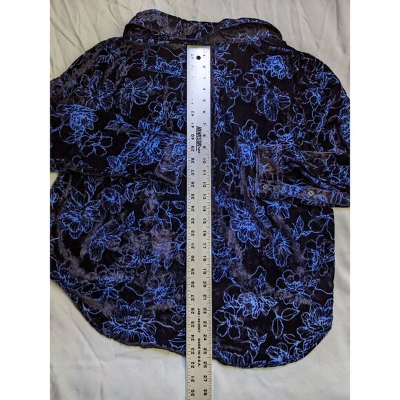 Torrid Top Blue Floral Velvet Madison Button Up Shirt Womens Size 0X - Picture 7 of 9